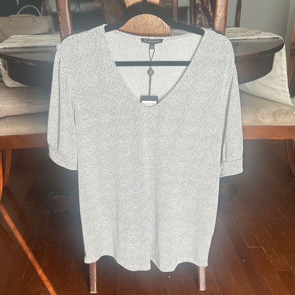NWT Adrianna Papell Top XL